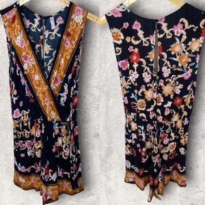 Target Xhilaration Bohemian Floral V-Neck Romper Printed Size Small Blue Orange‎